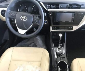 Toyota Corolla altis   2018 - Bán Toyota Corolla altis sản xuất năm 2018, màu đen