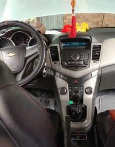 Chevrolet Cruze  LS 2010 - Cần bán gấp Chevrolet Cruze năm sản xuất 2010, màu bạc, giá 315tr