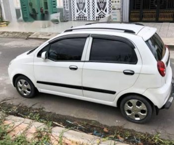 Chevrolet Spark 2010 - Bán Chevrolet Spark đời 2010, màu trắng, xe nhà chỉ chạy đưa rước con đi học mới có 80 ngàn