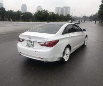 Hyundai Sonata 2011 - Cần bán Hyundai Sonata 2011, màu trắng chính chủ, giá tốt