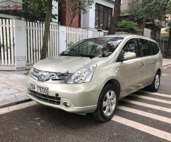 Nissan Grand livina 2012 - Cầmàu vàng số sàn