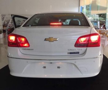 Chevrolet Cruze 2018 - Bán Chevrolet Cruze năm sản xuất 2018, màu trắng, giá tốt