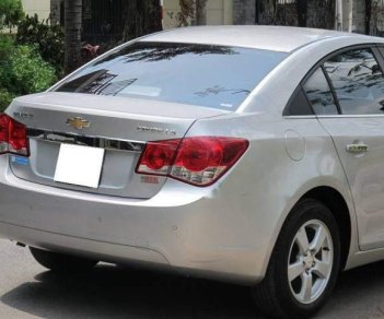 Chevrolet Cruze  1.6MT   2014 - Bán Chevrolet Cruze 1.6MT 2014, màu bạc số sàn