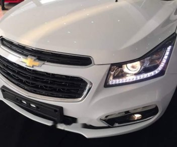 Chevrolet Cruze 2018 - Bán Chevrolet Cruze năm sản xuất 2018, màu trắng, giá tốt