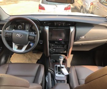 Toyota Fortuner 2.4 G 2018 - Bán Fortuner 2018 mới trả thẳng và trả góp, giá cạnh tranh nhiều ưu đãi tại Toyota An Sương