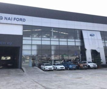 Ford Focus     2017 - Ford Đồng Nai bán xe Demo Focus Trend 5 cửa sản xuất 2017, màu trắng, đứng tên Cty xuất hoá đơn cho bên mua