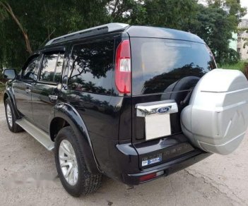 Ford Everest 4x2 MT 2014 - Bán Ford Everest 4x2 MT đời 2014, màu đen xe gia đình