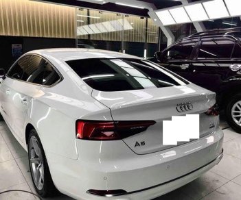 Audi A5 2.0 Sportback 2017 - Bán Audi A5 2.0 Sportback màu trắng, sản xuất 2017