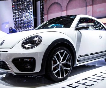 Volkswagen Beetle 2018 - Bán xe Volkswagen Beetle đời 2018, màu trắng, xe nhập, có sẵn giao ngay. Liên hệ: 0931.618.658