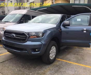 Ford Ranger  XLS 2018 - Bán Ford Ranger XLS xanh thiên thanh 2018, có xe giao ngay, LH 0946974404