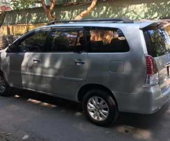 Toyota Innova G 2010 - Bán Toyota Innova G năm 2010, màu bạc như mới, giá chỉ 420 triệu