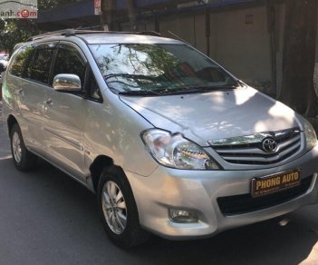 Toyota Innova G 2010 - Bán Toyota Innova G năm 2010, màu bạc như mới, giá chỉ 420 triệu