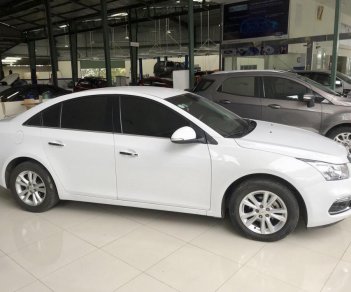 Chevrolet Cruze 1.6MT 2016 - Cần bán Chevrolet Cruze 1.6MT đời 2016, màu trắng có bảo hành chính hãng