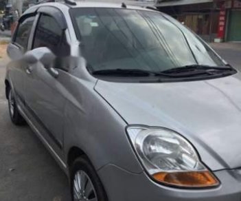 Chevrolet Spark  MT 2010 - Bán Chevrolet Spark MT đời 2010, màu bạc, xe còn mới