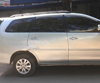 Toyota Innova G 2010 - Bán Toyota Innova G năm 2010, màu bạc như mới, giá chỉ 420 triệu