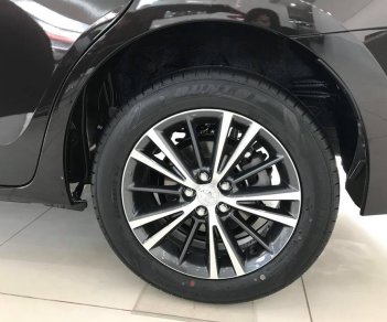 Toyota Corolla altis 1.8G CVT 2018 - Toyota Hải Dương bán xe Corola Altis 1.8 tự động phiên bản nâng cấp khuyến mại lớn, giao xe ngay. Gọi 0976394666