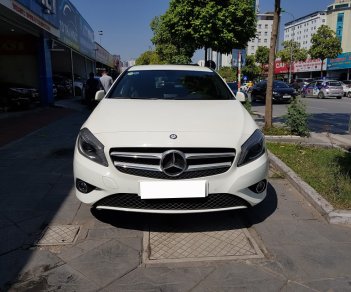 Mercedes-Benz A class A200 2013 - Bán xe Mercedes A200 sản xuất 2013, màu trắng, nhập khẩu nguyên chiếc