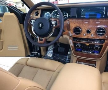 Rolls-Royce Phantom 2018 - Bán ô tô Rolls-Royce Phantom năm sản xuất 2018, nhập khẩu nguyên chiếc