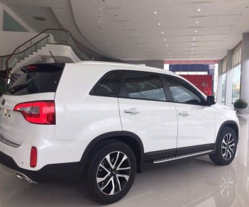 Kia Sorento GAT  2018 - Bán Kia Sorento đời 2018, màu trắng