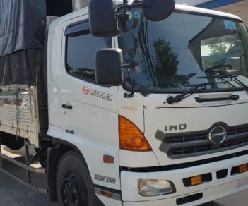 Hino 500 Series FG 8T5 2015 - Cần bán lại xe Hino 500 Series FG 8T5 đời 2015, màu trắng