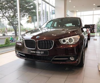 BMW 5 Series 528i GT 2017 - BMW 528i GT, 2017, sẵn xe giao ngay, hỗ trợ cho vay đến 85%