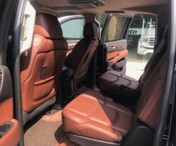 Cadillac Escalade Escalede 2015 - Bán ô tô Cadillac Escalade Escalede đời 2016, đăng ký 2017 màu đen, nội thất nâu