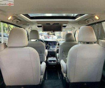 Toyota Sienna Limited FWD 2015 - Bán xe Toyota Sienna Limited FWD đời 2015, màu đen, nhập khẩu