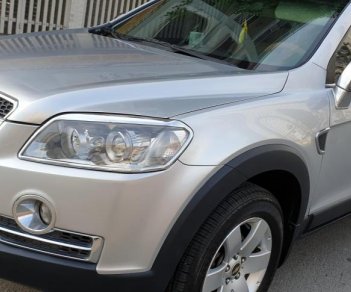 Chevrolet Captiva LT Maxx  2010 - Bán Chevrolet Captiva LT Maxx, máy dầu 2.0, số sàn, đk T5/ 2011, sx 2010, màu bạc mới đẹp