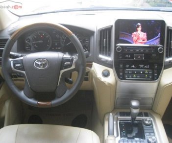 Toyota Land Cruiser VX 4.6 V8 2016 - Chiến Hòa Auto bán Toyota Land Cruiser VX 4.6 V8 2016, màu vàng cát, nhập khẩu