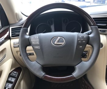 Lexus LX 570 2015 - Bán xe LX570 SX 2015 màu trắng