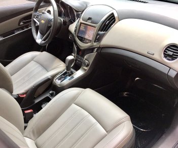 Chevrolet Cruze ltz 2015 - Bán nhanh Chevrolet Cruze LTZ 2015 màu trắng, xe mình đứng tên