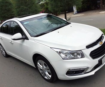 Chevrolet Cruze ltz 2015 - Bán nhanh Chevrolet Cruze LTZ 2015 màu trắng, xe mình đứng tên