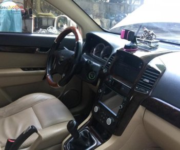 Chevrolet Captiva LT 2009 - Bán ô tô Chevrolet Captiva LT 2009, xe gia đình công chức sử dung cẩn thận, còn rất mới