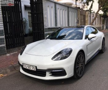 Porsche Panamera 4S 2017 - Bán xe Porsche Panamera 4S sản xuất 2017, full option