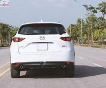 Mazda CX 5 2.5 AT AWD 2018 - Bán Mazda CX 5 2.5 AT AWD sản xuất 2018, màu trắng, xe mới 100%