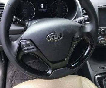 Kia Cerato   2016 - Cần bán Kia Cerato đời 2016, màu trắng, nhập khẩu