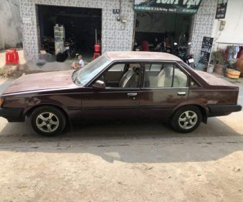 Toyota Carina 1983 - Cần bán xe Toyota Carina năm sản xuất 1983, màu đỏ, giá 38tr