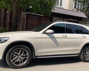 Mercedes-Benz GLC-Class   2.0 AT  2017 - Cần bán xe Mercedes 2.0 AT sản xuất năm 2017, màu trắng, nhập khẩu