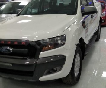 Ford Ranger XLS 2.2L 4x2 MT 2017 - Bán Ford Ranger XLS 2.2L 4x2 MT sản xuất năm 2017, màu trắng, nhập khẩu đẹp như mới, 625tr