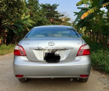 Toyota Vios 1.5E 2012 - Bán xe Vios đời 2012 màu bạc, số sàn