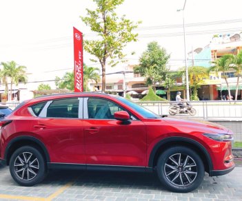 Mazda CX 5 2.0L 2018 - [nha Trang] Nam Mazda bán xe CX5 2.0 New 2018 màu đỏ pha lê, giao ngay 0938.807.843