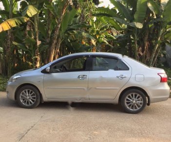 Toyota Vios 1.5E 2012 - Bán xe Vios đời 2012 màu bạc, số sàn