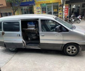 Hyundai Starex   2005 - Bán xe Hyundai Starex 2005, màu bạc, nhập khẩu Hàn Quốc, giá chỉ 200 triệu