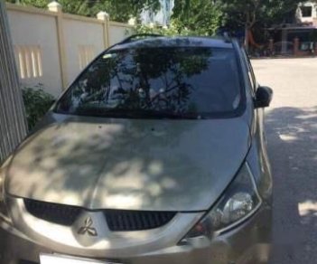 Mitsubishi Grandis 2005 - Bán Mitsubishi Grandis 2005, màu vàng, nhập khẩu nguyên chiếc, giá tốt