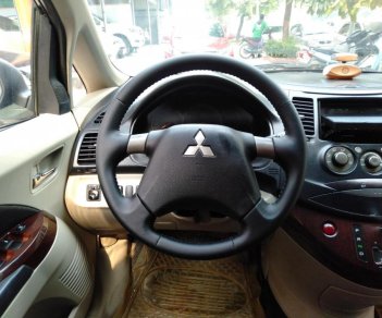 Mitsubishi Grandis 2.4 Mivec 2009 - Cần bán xe Mitsubishi Grandis 2.4 Mivec đời 2009