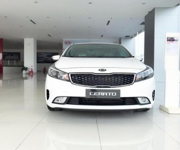 Kia Cerato S MT 2018 - Bán xe Kia Cerato 1.6 SMT giá 499 triệu, hỗ trợ trả góp 80% giá trị xe, liên hê 0979.508.434 gặp Vinh