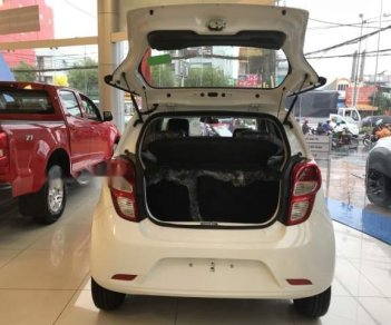 Chevrolet Spark LS  2018 - Cần bán Chevrolet Spark LS đời 2018, màu trắng, giá chỉ 359 triệu