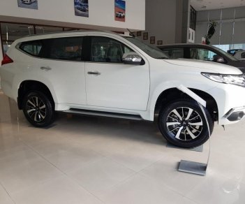 Mitsubishi Pajero Sport 4x2 AT 2018 - Mitsubishi Pajero Sport nhập Thái Lan, giá đặc biệt T11, giao ngay nhiều ưu đãi. Gọi ngay