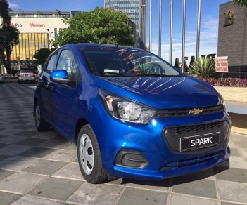 Chevrolet Spark van 2018 - Spark Van 2 chỗ đời mới, nhỏ, gọn, mạnh mẽ, hỗ trợ vay trả góp lên tới 85% giá xe, hỗ trợ lăn bánh nhanh gọn