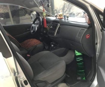 Toyota Innova   2013 - Bán Toyota Innova 2013, màu bạc, giá tốt